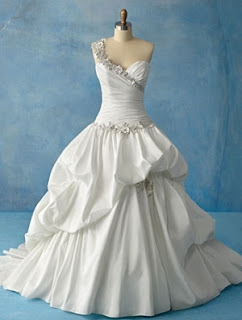 As Princesas Como Você Nunca Viu!! - Vestidos de Noiva - imagem 6