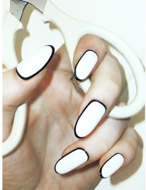 Art Nails: Border Nails