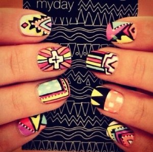 Nail Arts: Grafismos + Étnico