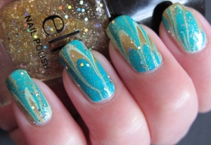 #ArtNails: #Azul #Verde #Dourado #Glitter #Abstrato