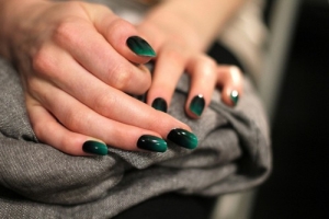 #ArtNails: #Degrade #Verde #preto