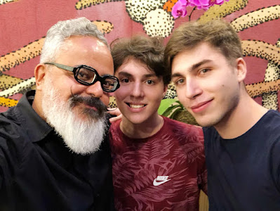 Zuzu Vive! Ronaldo Fraga leva a arte brasileira em formato inovador para o desfile de encerramento do SPFW