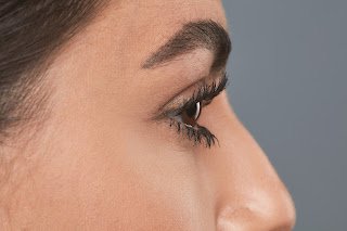 AVON lança No Limits - máscara de cílios com aplicador e tecnologia exclusiva que garante curvatura e volume - imagem 5