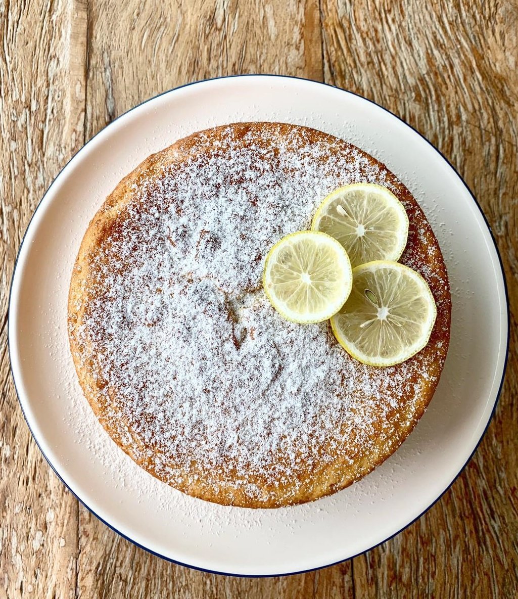Bolo de Ricota com Limão Siciliano é sugestão para um final de semana especial