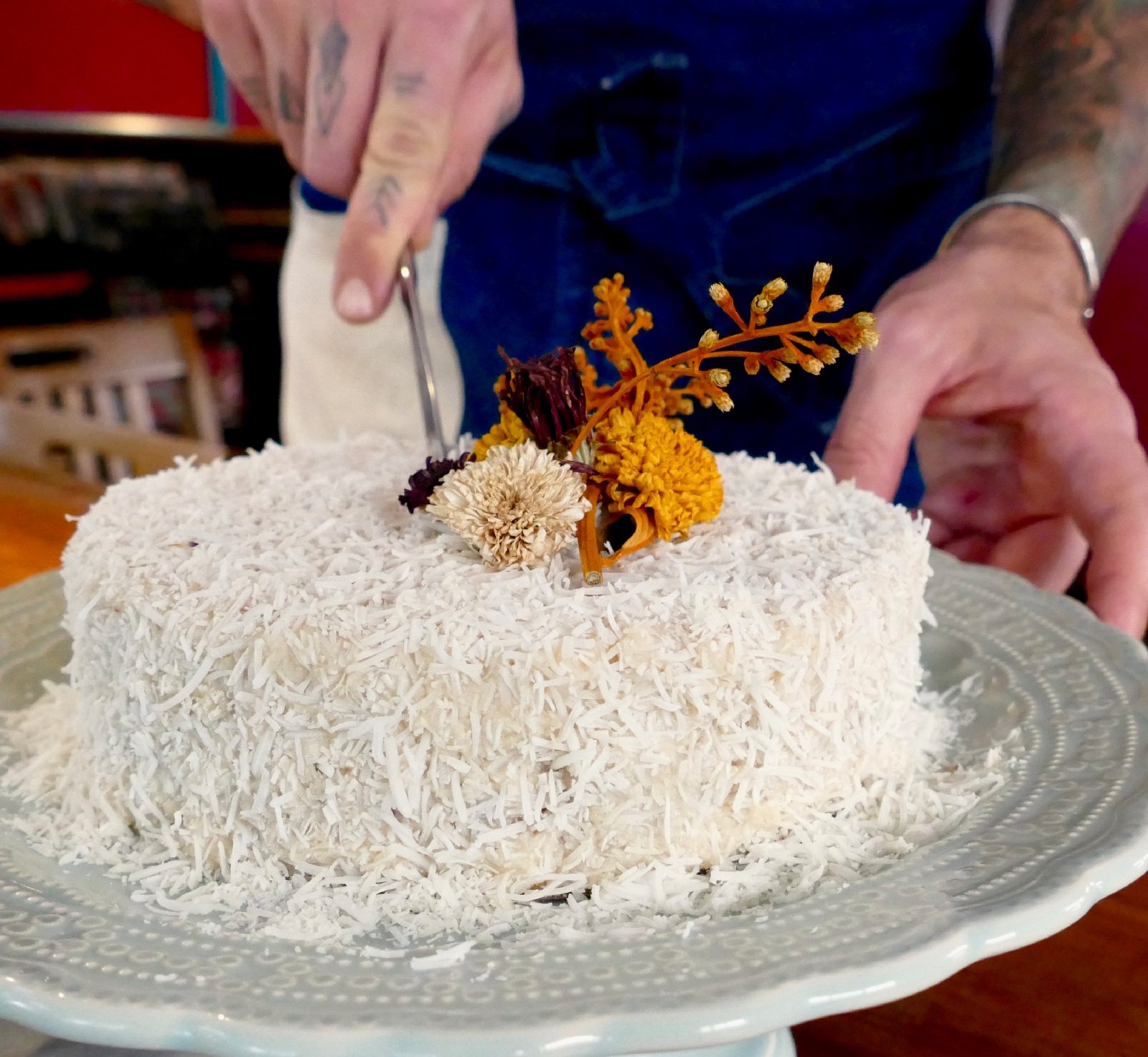Sabor de infância: bolo de coco vegano e sem açúcar