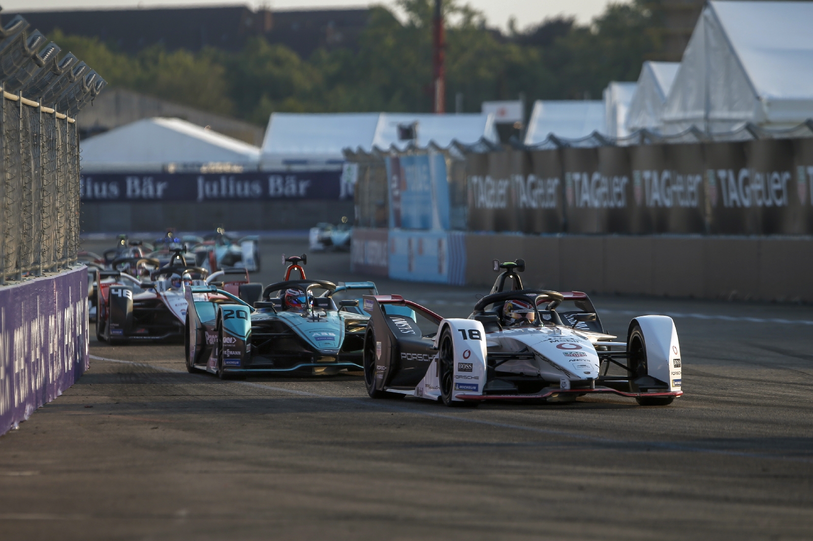 TAG Heuer amplia parceria com ABB FIA Formula E World Championship - imagem 2