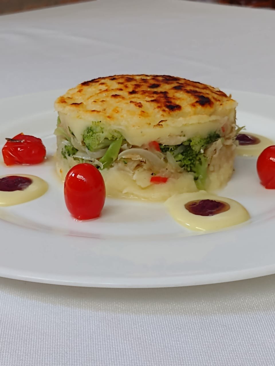 Chef Cristina Róseo, do Bellini Ristorante, ensina a preparar duas receitas de Páscoa com Bacalhau - imagem 2