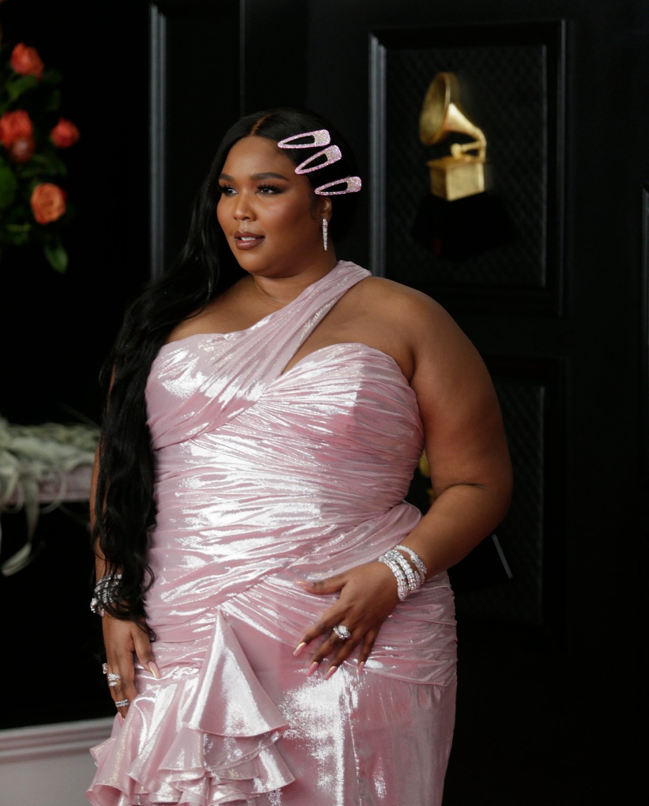 Estrelas brilham usando joias da BVLGARI durante o 63º Grammy Awards - imagem 9