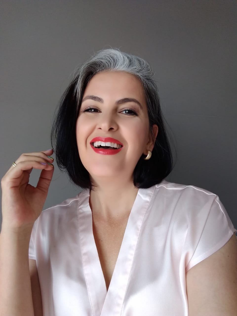Mês das Mulheres: livre, leve, solta e grisalha