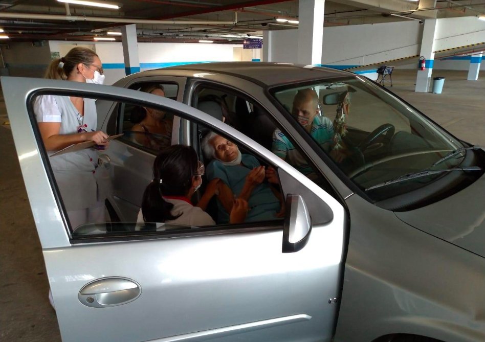 Shopping Penha retoma vacinação contra a Covid-19Público-alvo são idosos acima de 75 anos e profissionais da