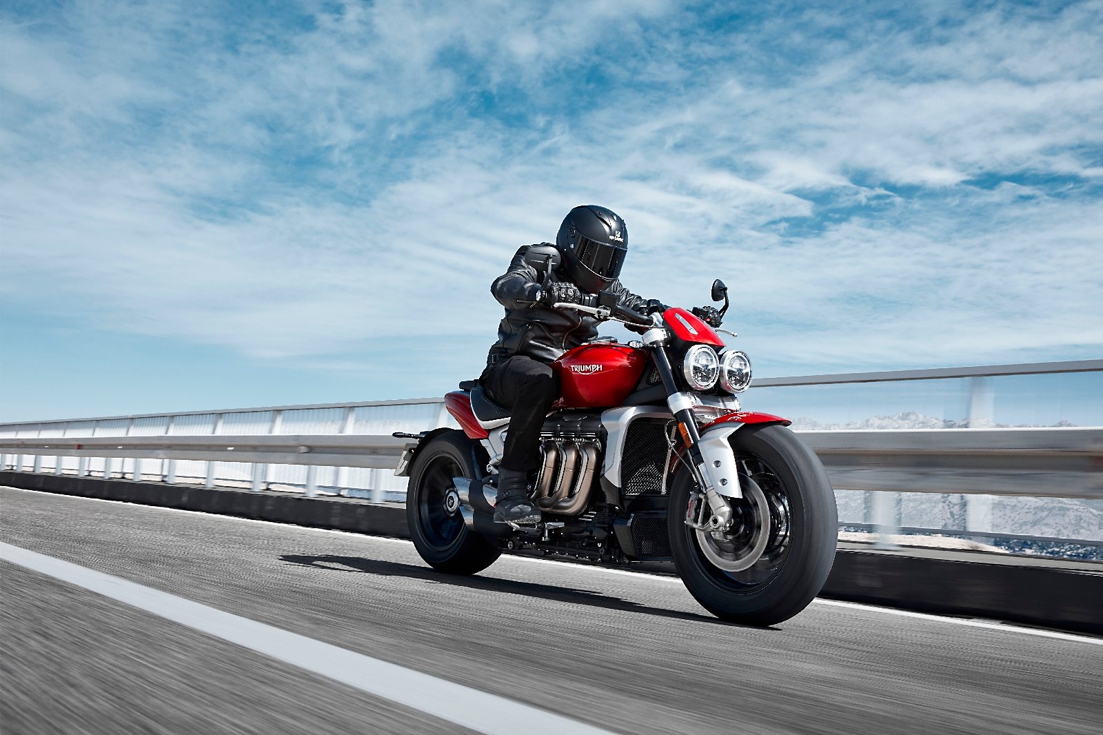 Após sucesso de vendas, Concessionárias Triumph recebem novos lotes da Rocket 3 R - imagem 2