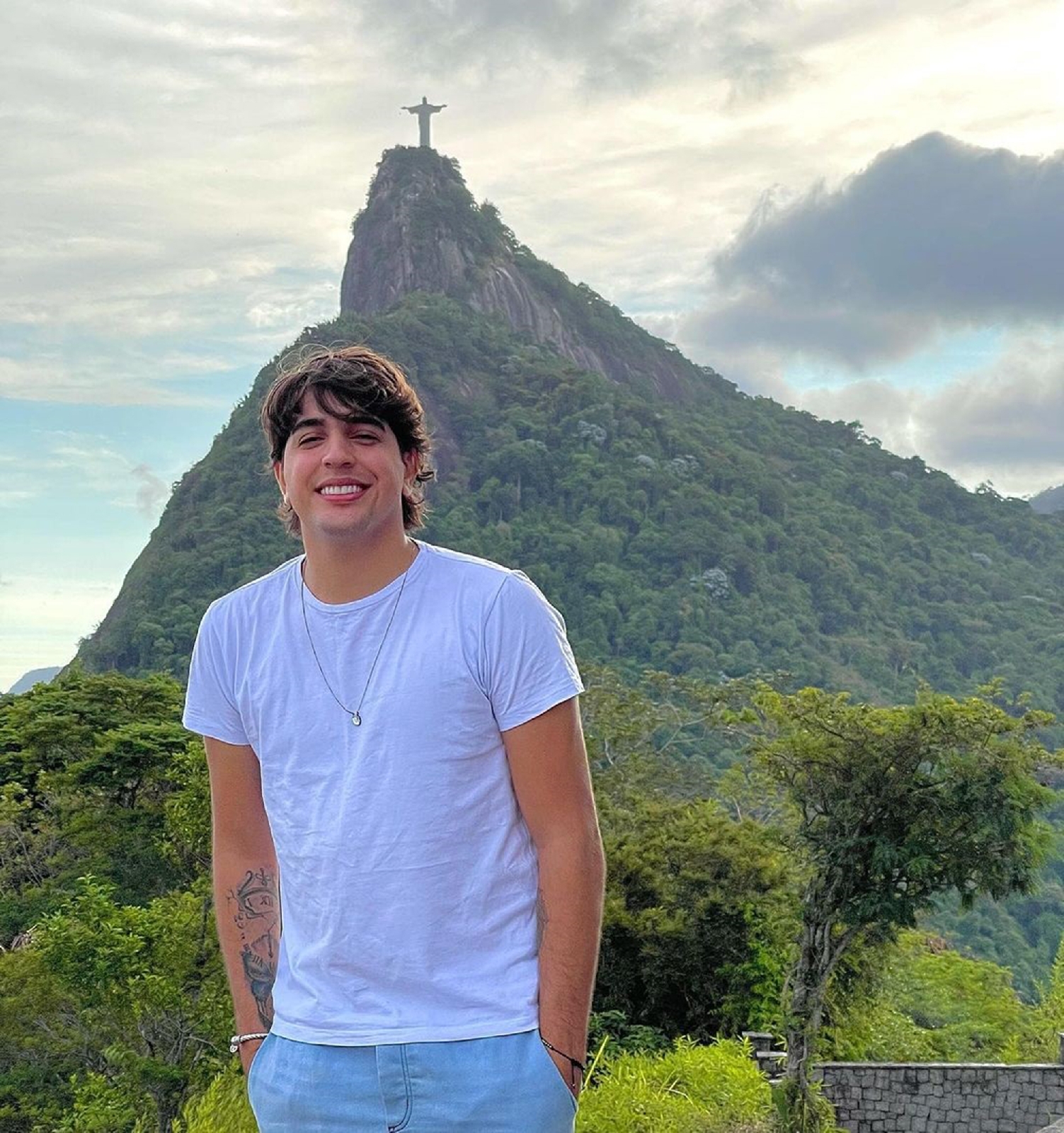 Nattan lança clipe da música "Te Amar foi em Vão" gravado no Rio de Janeiro