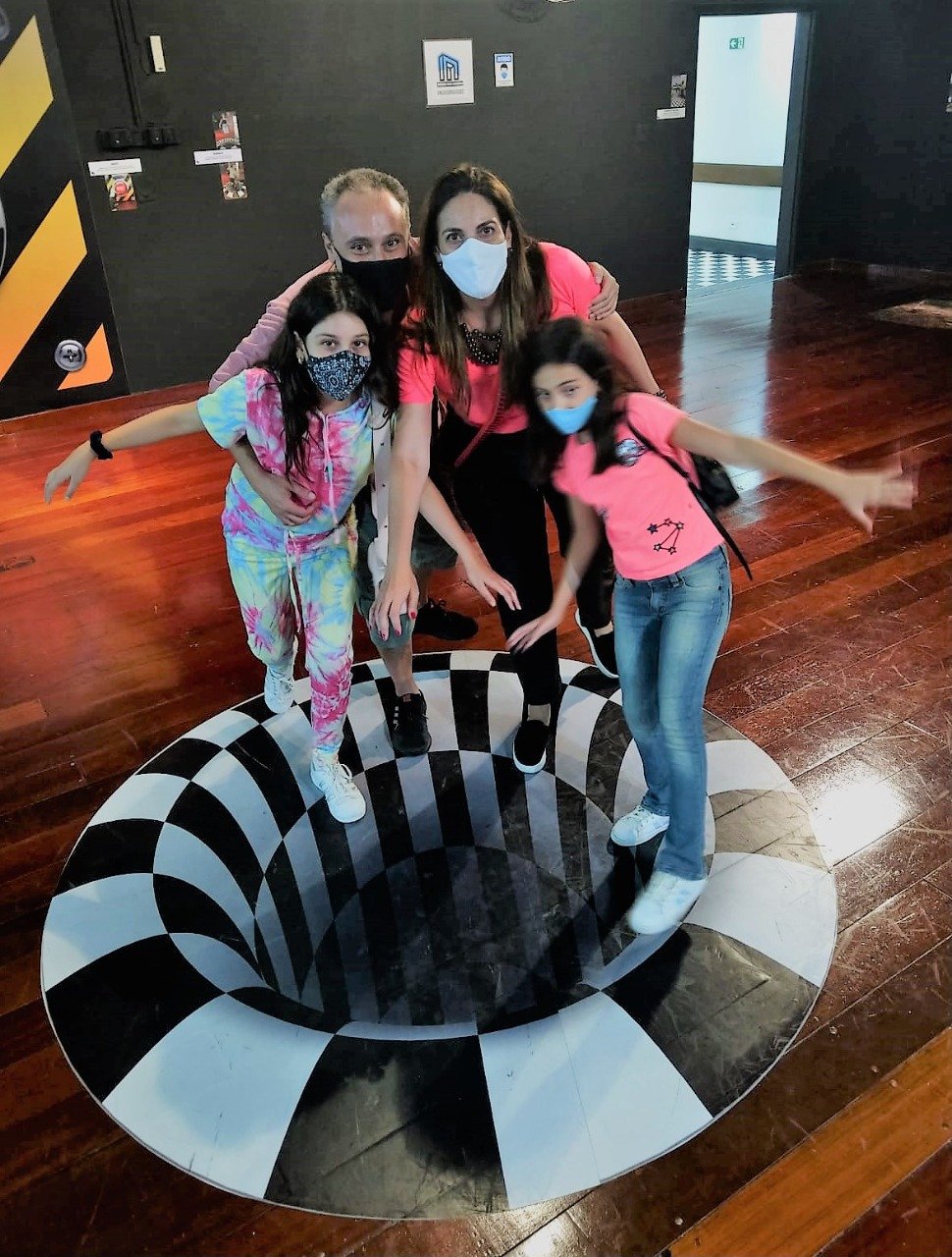 Um dia no Museu: Que tal curtir o dia das Mães de uma forma diferente, interagindo mães e filhos no Museu das