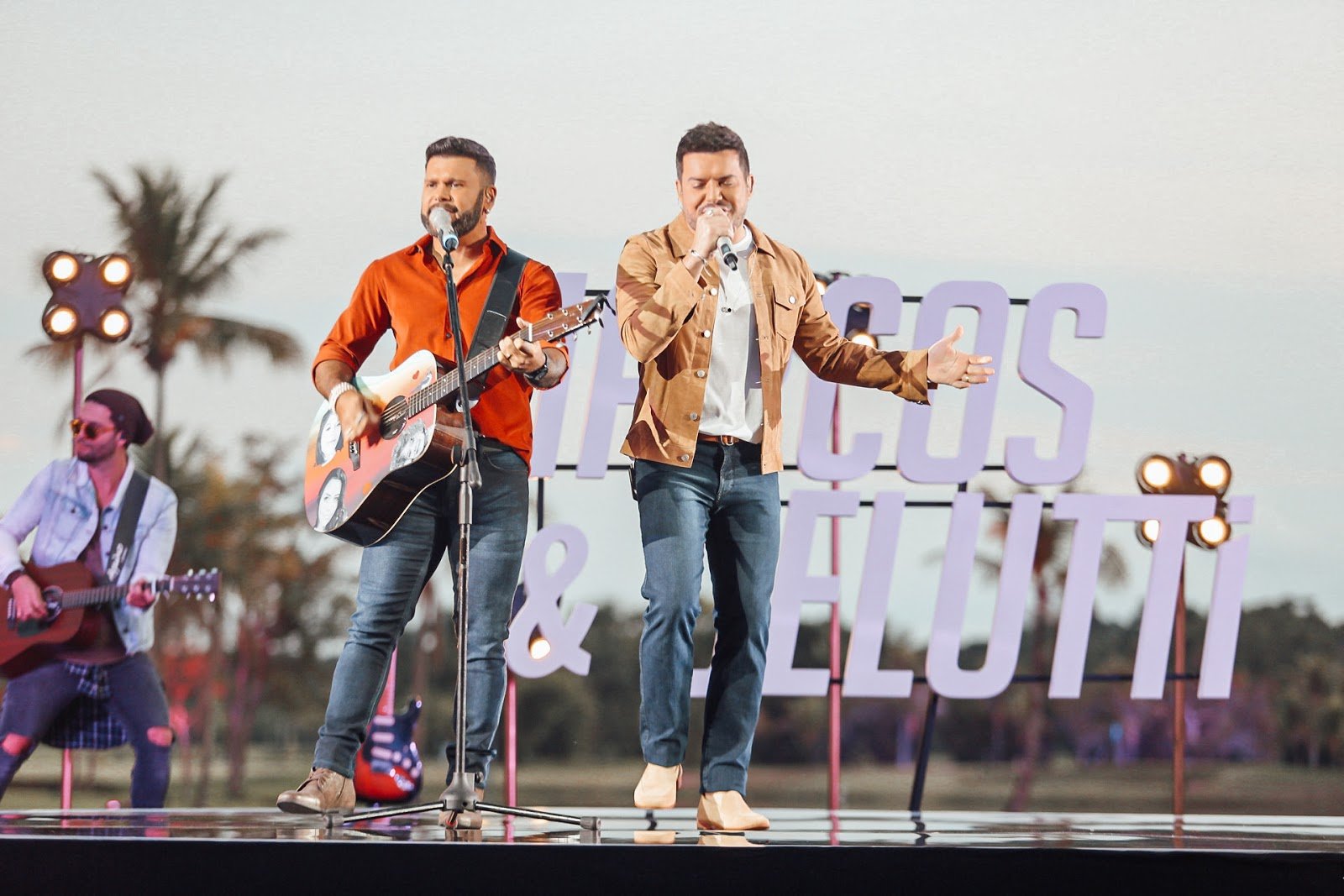 Marcos e Belutti gravam DVD em Campo de Golfe na presença de Israel e Rodolffo, Dilsinho, Hugo e Vitor e
