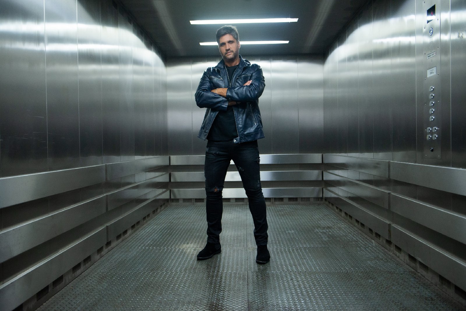 Léo Chaves lança "Proposta Indecente" hoje - imagem 2