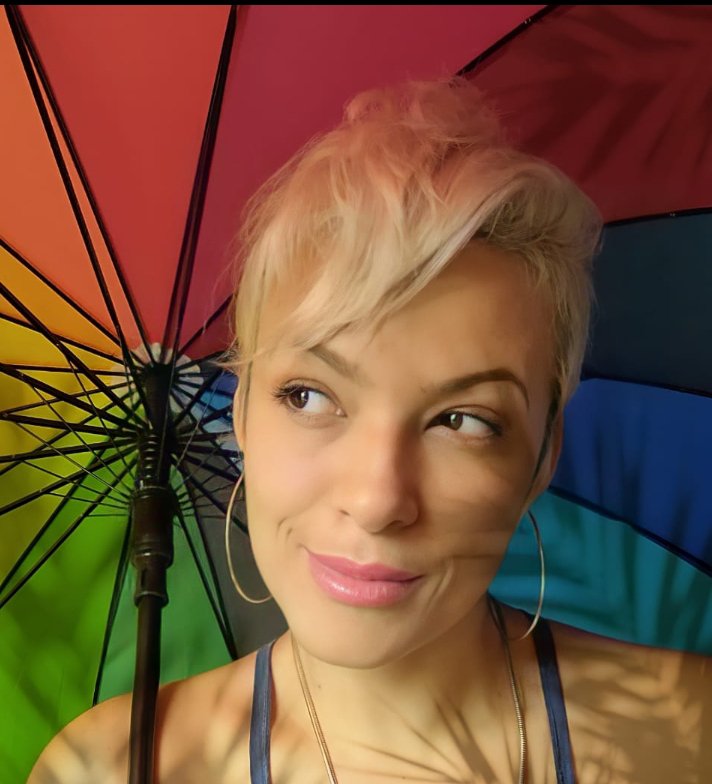 No dia Internacional do Orgulho LGBTQIA+, Dani Coimbra defende toda forma de SER e ressalta: “o respeito é um