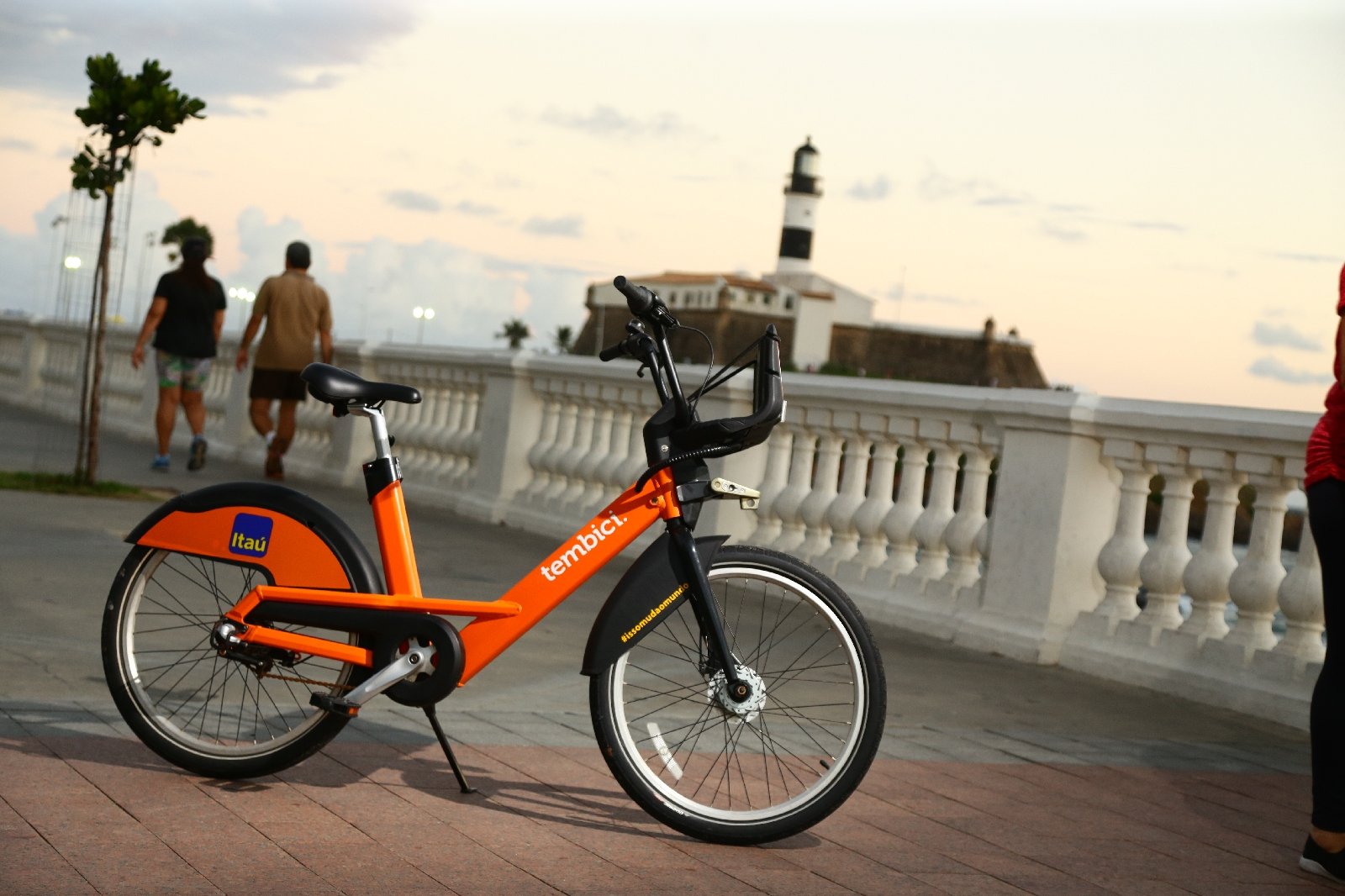 Tembici anuncia compromisso de implementar pelo menos 10 mil bicicletas no sistema até o fim de 2022 e cria