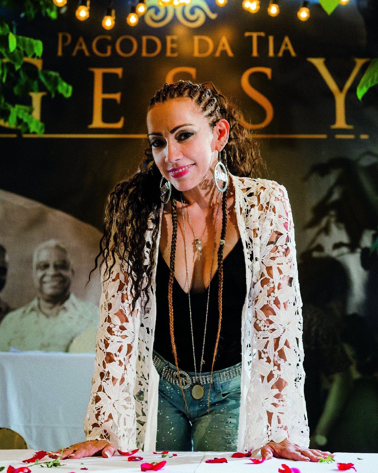 Aninha Portal lança clipe da música “ Batuque no Ar” em parceria com Xande de Pilares - imagem 2