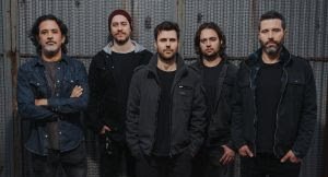 Ego Kill Talent lança a segunda parte de seu disco acústico entre ensaios para estrear nos palcos dos Estados