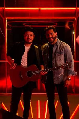 ISRAEL & RODOLFFO LANÇAM CLIPE DE “MELHOR QUE MUITA GENTE” COM PARTICIPAÇÃO DE SARAH ANDRADE