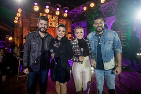 MAIARA E MARAÍSA, ZÉ NETO E CRISTIANO E TIERRY PARTICIPAM DO DVD DE DOUGLAS E VINÍCIUS