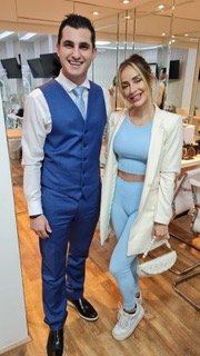 Modelo Babi Muniz se encanta com tratamento sem dor para varizes