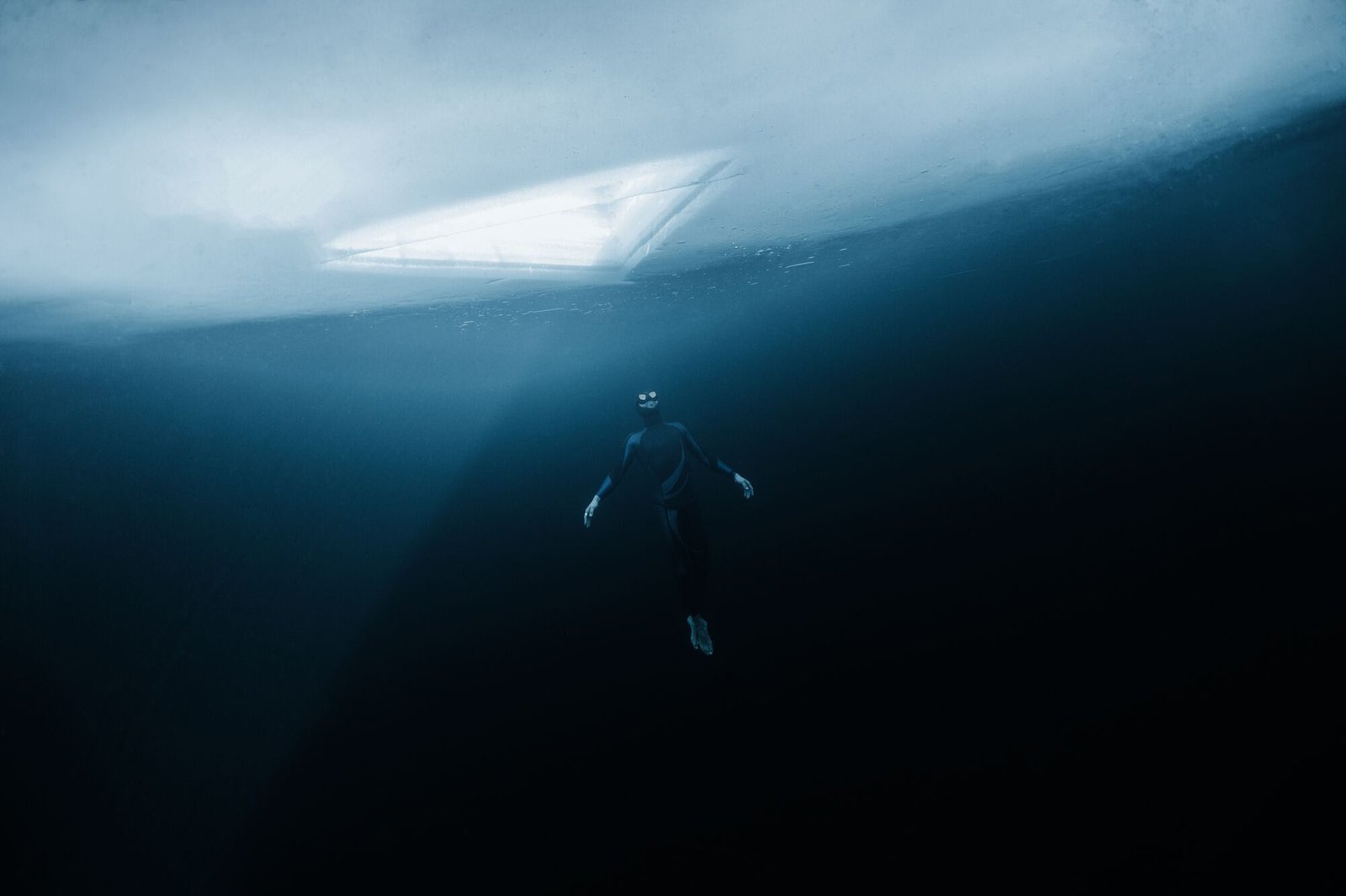 TAG Heuer apresenta o Aquaracer Professional 300 Night Diver