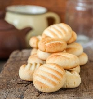 Aprenda a fazer biscoitos de leite condensado