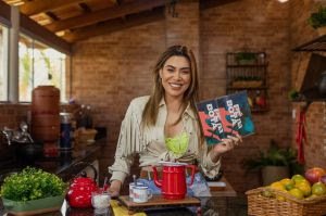 UOL estreia programa "Pé na Bota", com Naiara Azevedo