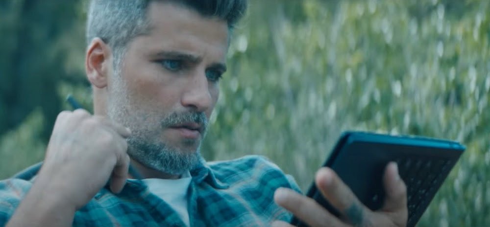 Bruno Gagliasso protagoniza nova campanha multiplataforma da Samsung