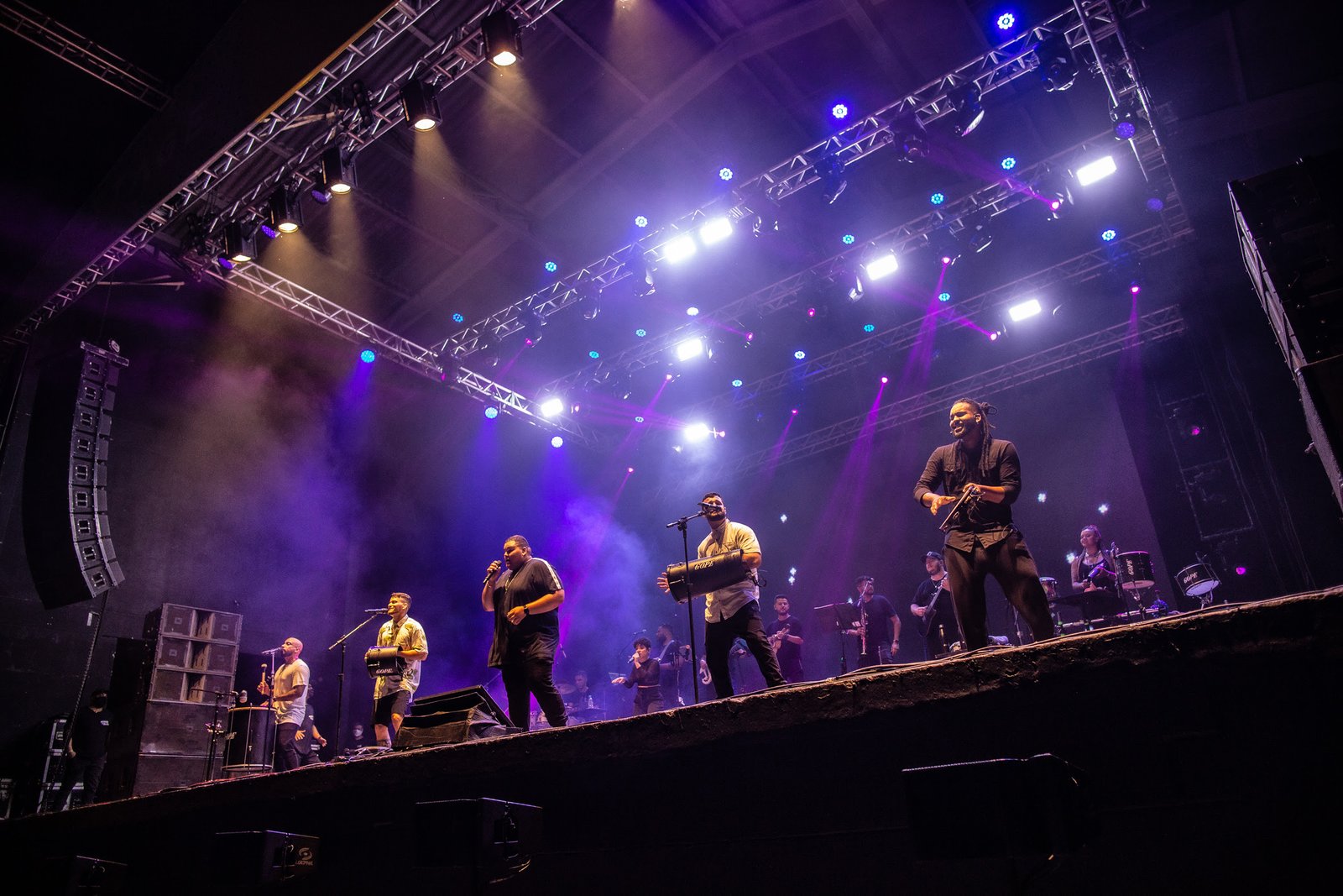 No clima de verão, Stage Music Park recebe noite de muito pagode - imagem 3