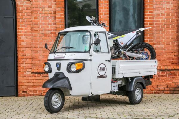 2W Motors passa a representar a Piaggio Commercial Vehicles no Brasil e lança triciclos elétricos