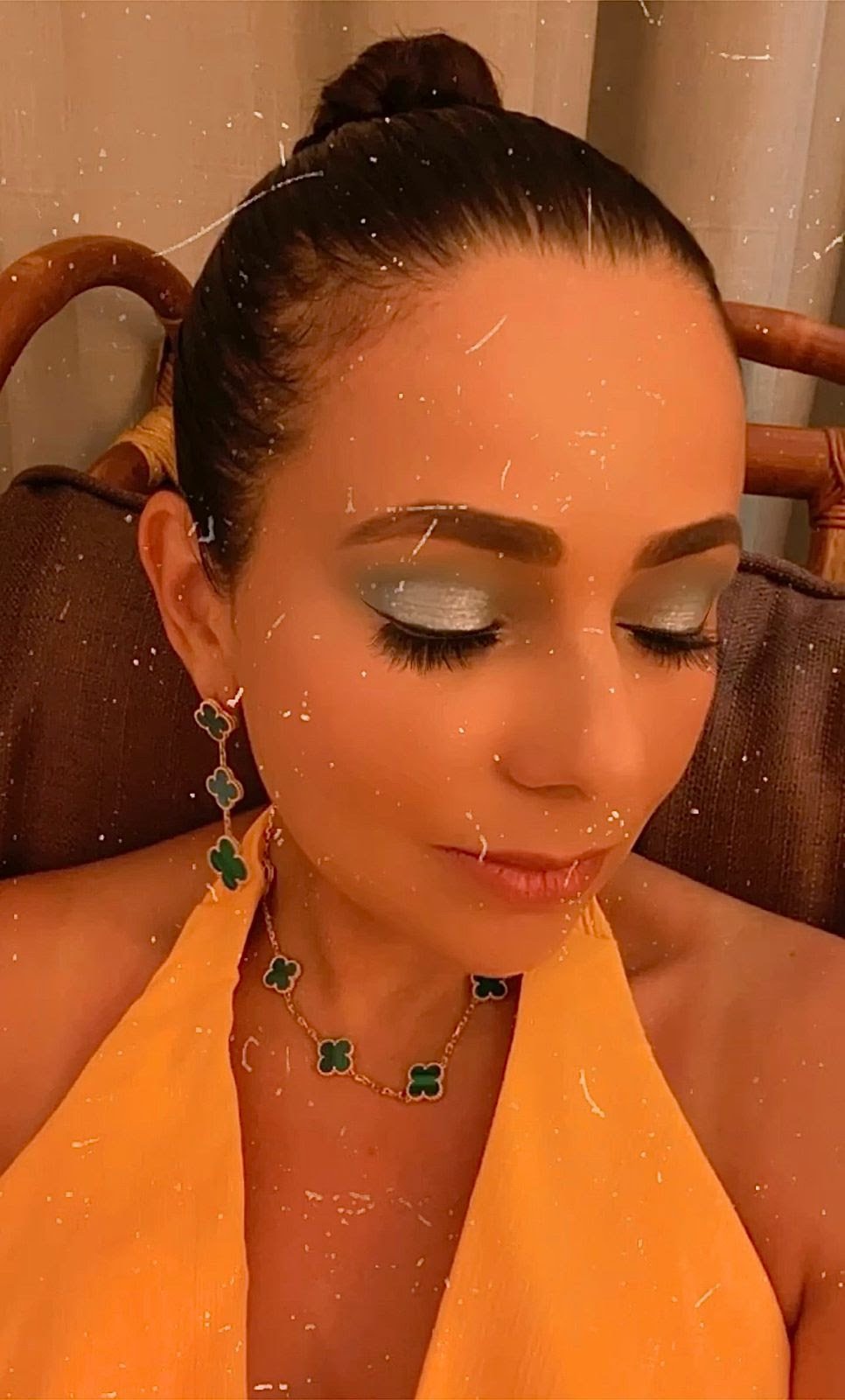 Verde é a cor hit de 2022: Priscila Miguel, especialista em beleza, ensina maquiagem seguindo a tendência - imagem 2