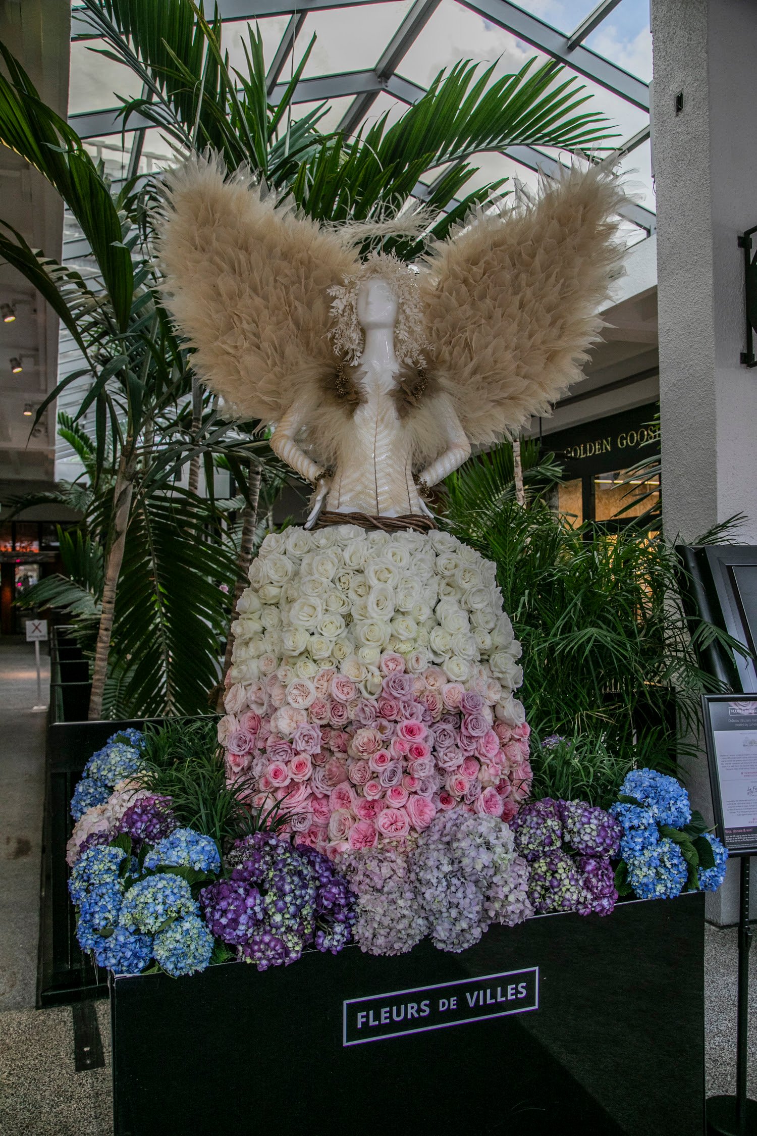 Bal Harbour recebe instalações Fleurs de Villes para homenagear mulheres notáveis pelo Dia Internacional da - imagem 6
