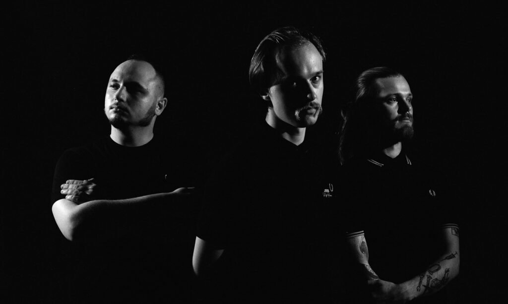 Banda de pós-punk bielorrussa, fenômeno do TikTok e do Spotify, Molchat Doma anuncia show único no Brasil! - imagem 2