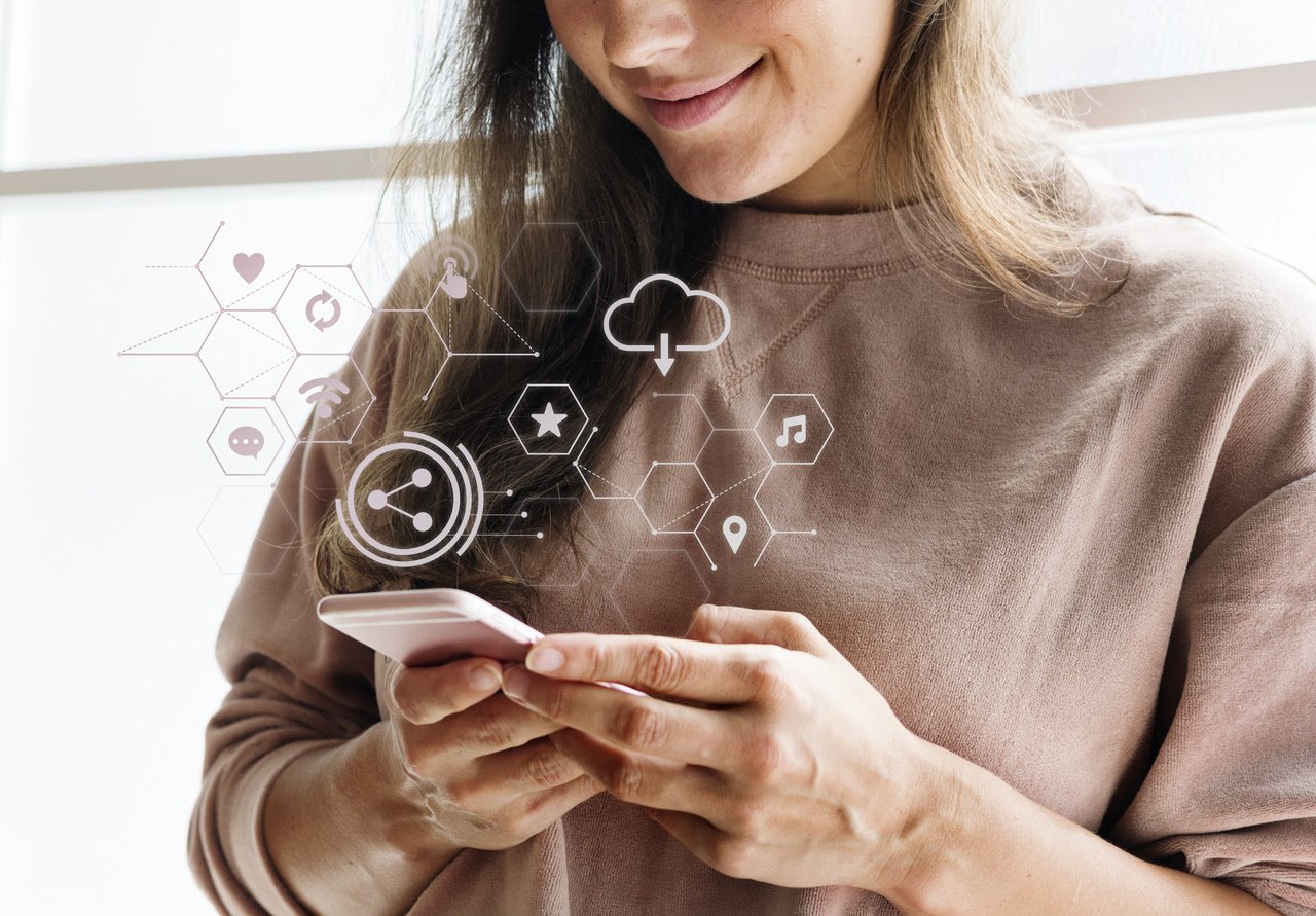 Brasil supera Estados Unidos na adoção de assistentes virtuais e chatbots em bancos e fintechs - imagem 2
