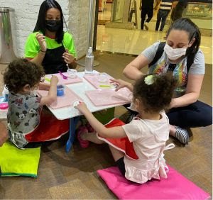 West Plaza apresenta programação de lazer para as famílias, com opções de atividades gratuitas no West Kids