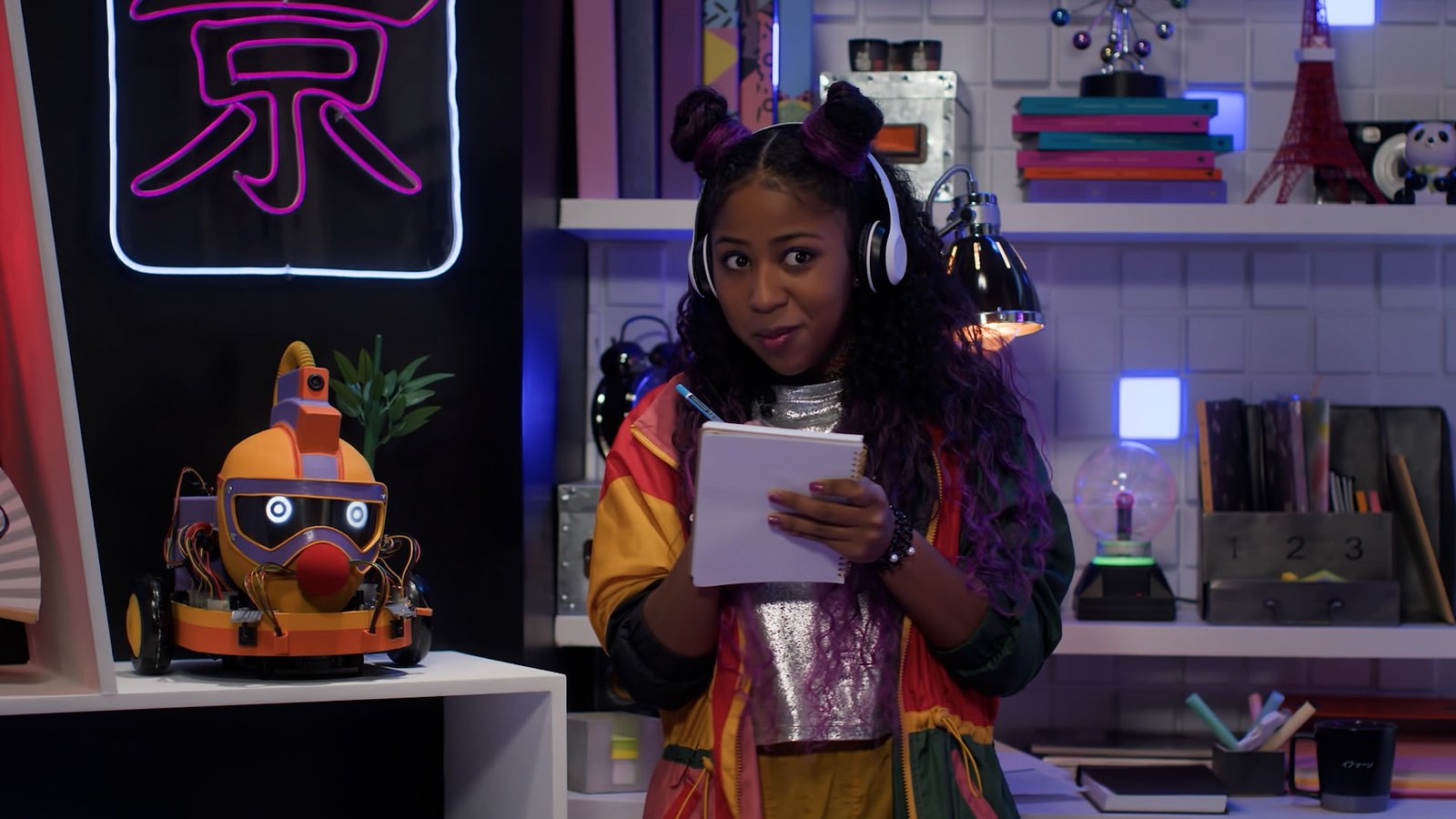 Carol Roberto interpreta Sabrina em nova série do Discovery+