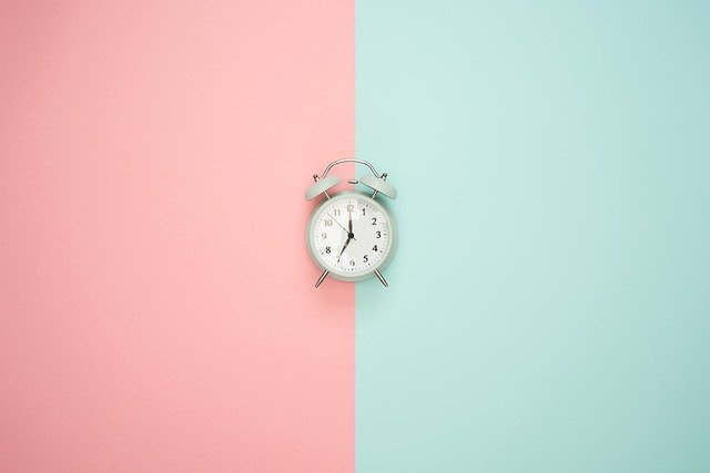 CONHEÇA O SIGNIFICADO REAL DAS HORAS IGUAIS