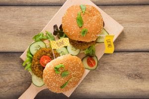Dia Mundial sem Carne: Especialista em gastronomia ensina receitas saborosas de pratos sem a proteína animal