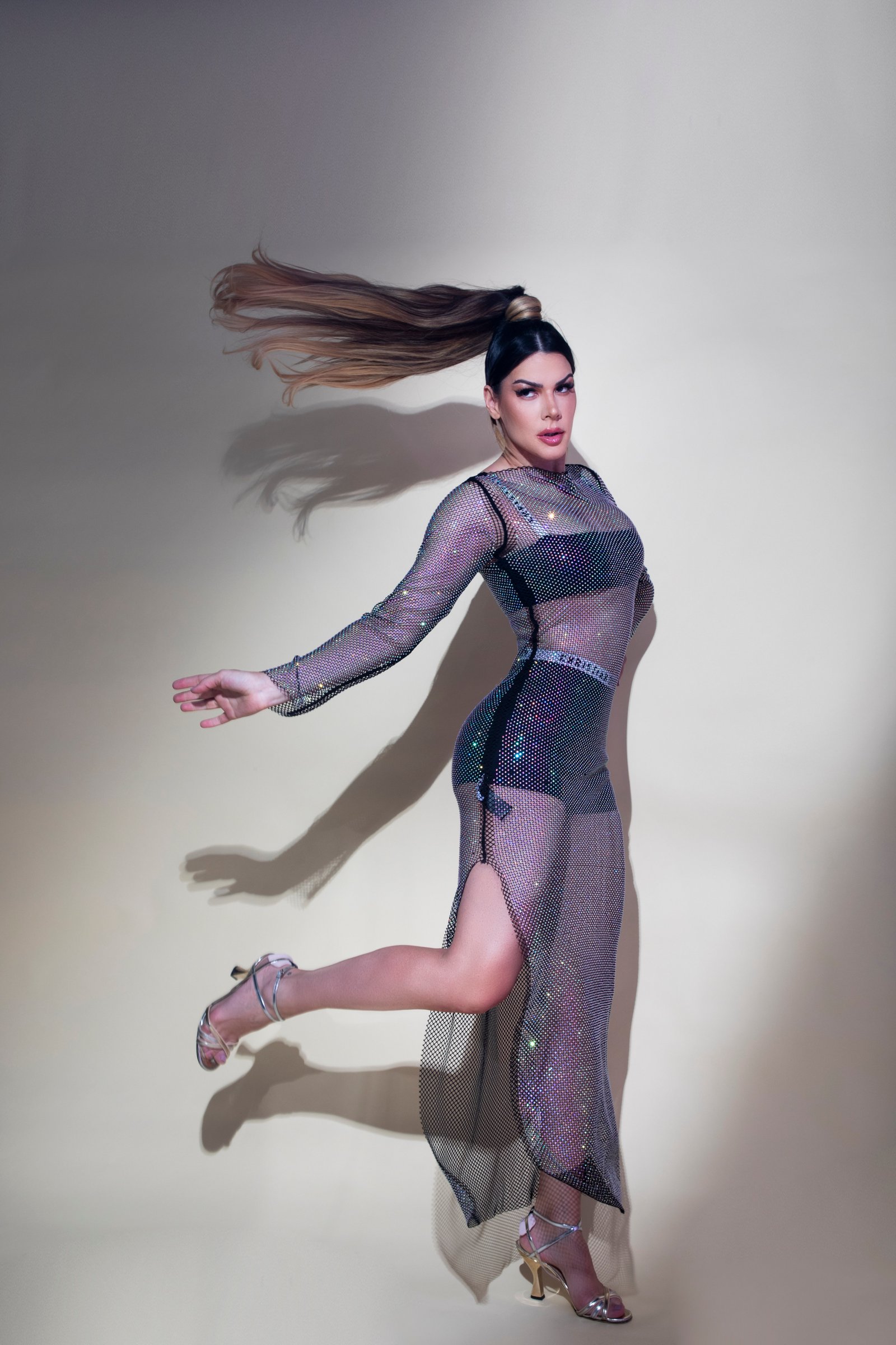 Marissol Savagin, fashionista e ex-Miss São Paulo, revela as tendências que prometem ser hit segundo as
