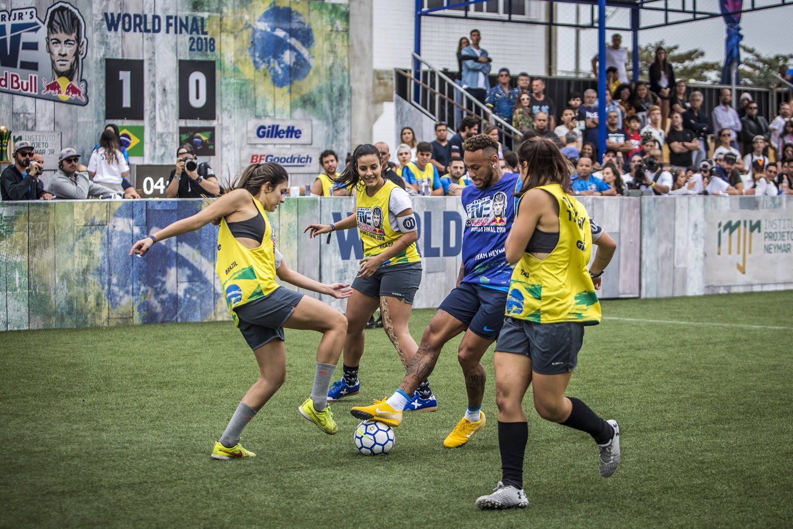 Com ‘parça’ de Ronaldinho e de olho no Qatar, torneio mundial de Neymar Jr chega à final brasileira - imagem 3
