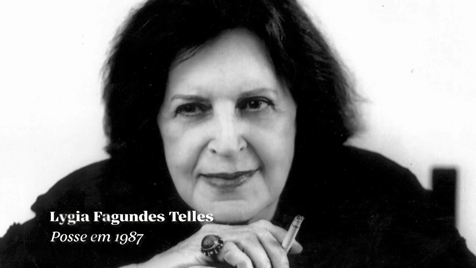 Conheça a biografia e a obra de Lygia Fagundes Telles no TamanduaTV e no Curta!On no NOW e na internet