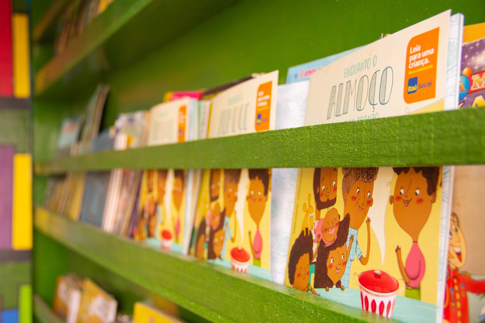É Carnaval: literatura infantil é inspiração para escolas de samba