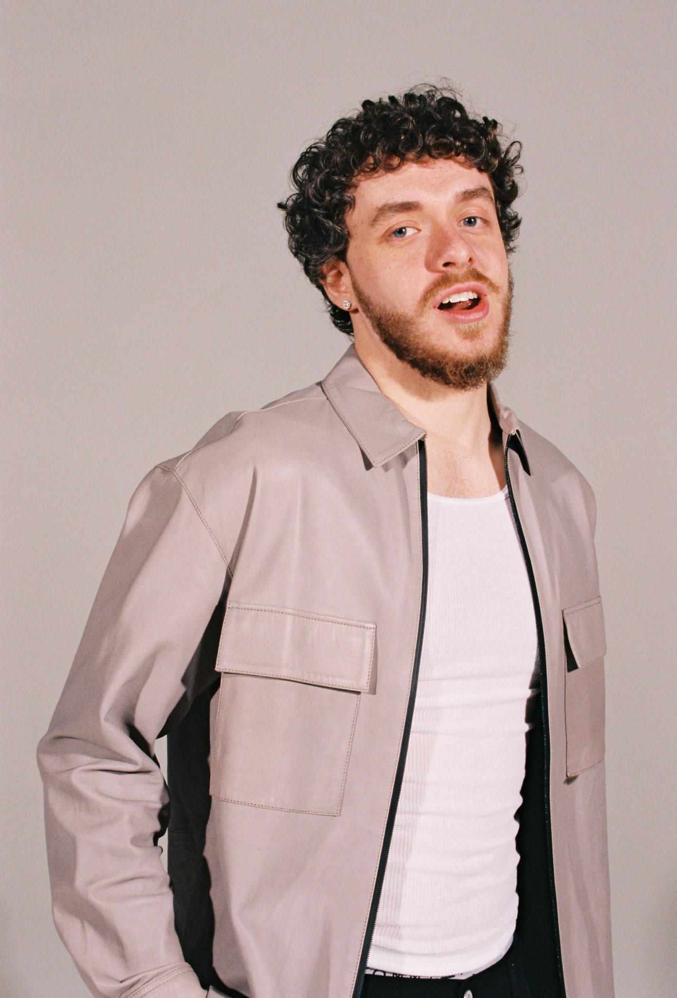 NOVO SINGLE DE JACK HARLOW,“FIRST CLASS”, É A SEGUNDA MAIORESTREIA DO SPOTIFY EM 2022 - imagem 4