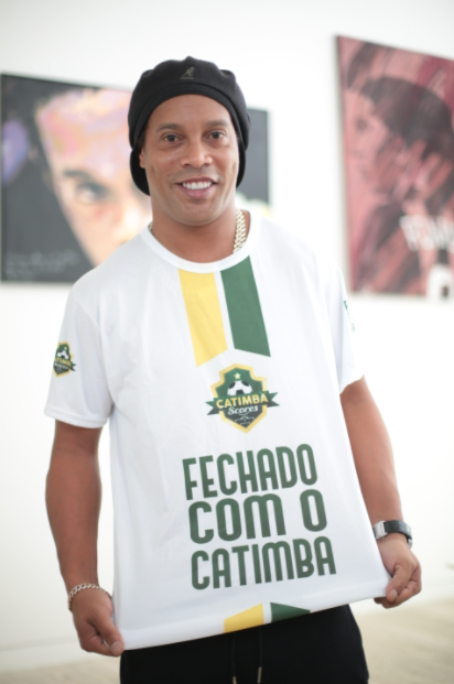 RONALDINHO GAÚCHO É O NOVO EMBAIXADOR DO CATIMBA