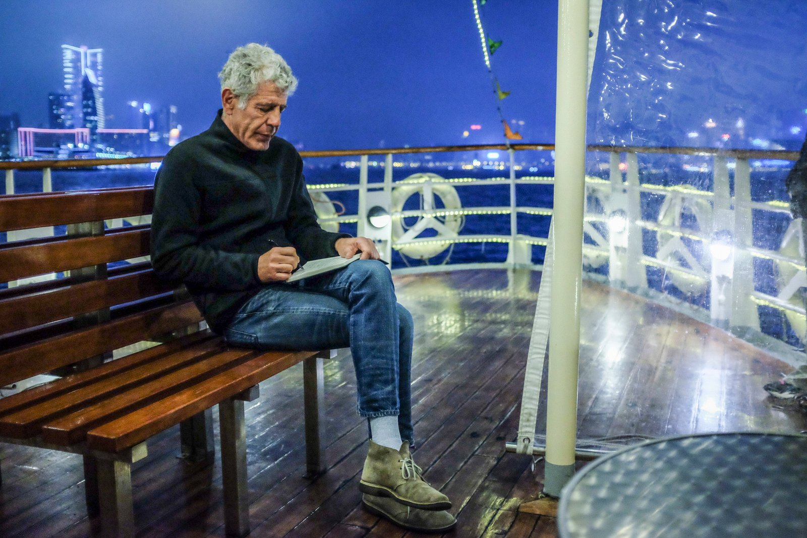A Hong Kong de Wong Kar-Waié o destino de “Anthony Bourdain - Lugares Desconhecidos” - imagem 4