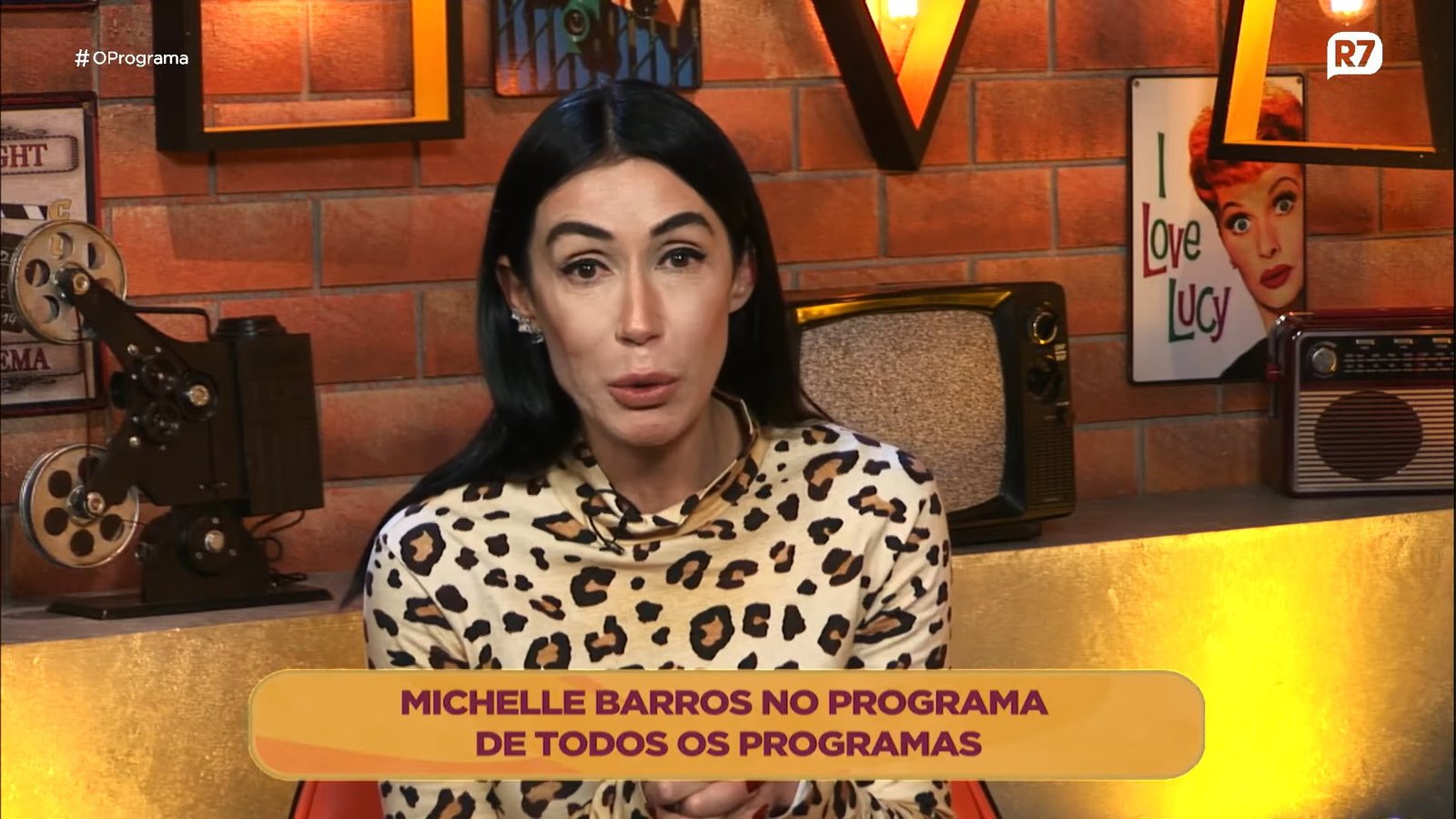 AO R7, MICHELLE BARROS FALA SOBRE SUA SAÍDA DA TV GLOBO: “NÃO TINHA ESPAÇO PARA TODO MUNDO - imagem 3