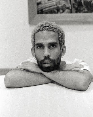 Bruno Berle inaugura fase na carreira e antecipa novo disco com single lo-fi "Quero Dizer"