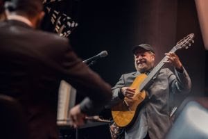 Claro TV exibe encontro de João Bosco e Orquestra Ouro Preto - 22/05